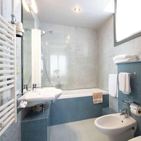 Jet Hotel, Sure Collection By Western Hotell Gallarate