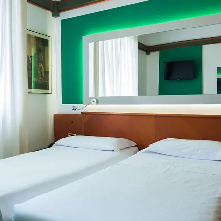 Hotell Jet Hotel, Sure Collection By Western Gallarate
