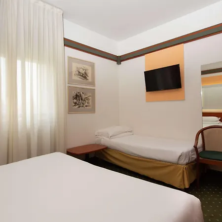 Jet Hotel, Sure Collection By Western Hotell 4*