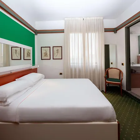 Jet Hotel, Sure Collection By Western Hotell
