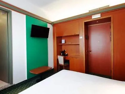 Hotell Jet Hotel, Sure Collection By Western Gallarate