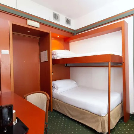 Jet Hotel, Sure Collection By Western Hotel Gallarate