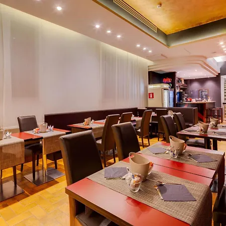 Jet Hotel, Sure Collection By Western Gallarate