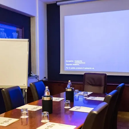 Jet Hotel, Sure Collection By Western Hotel