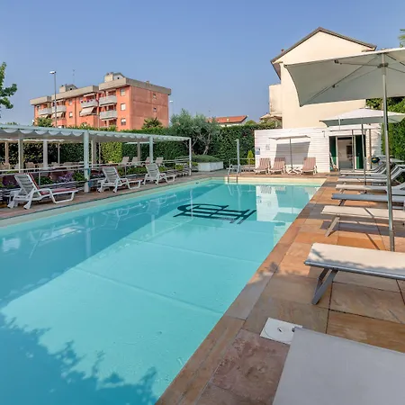 Jet Hotel, Sure Collection By Western Hotel