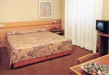 Jet Hotel, Sure Collection By Western Hotel Gallarate