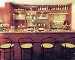 Jet Hotel, Sure Collection By Western Hotel